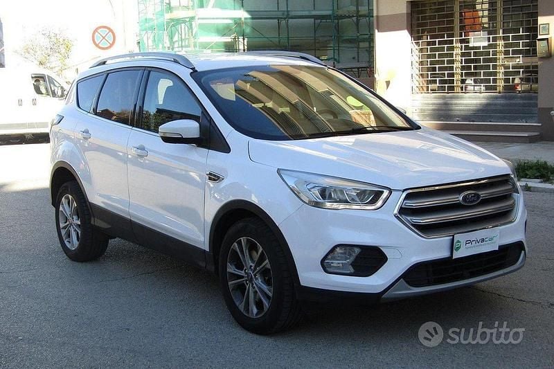 Usata Ford Kuga S 120 CV (88 kW) 2018 Bianco SUV