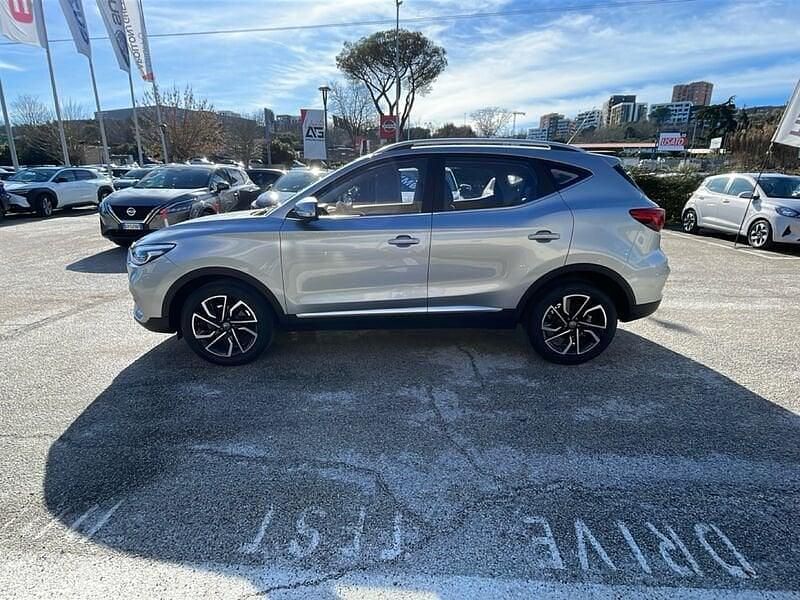 Usata MG ZS Luxury 106 CV (77 kW) 2024 Grigio SUV