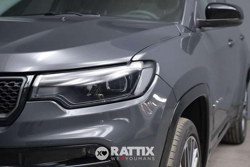 Usata Jeep Compass Summit 131 CV (96 kW) 2025 Graphite grey SUV