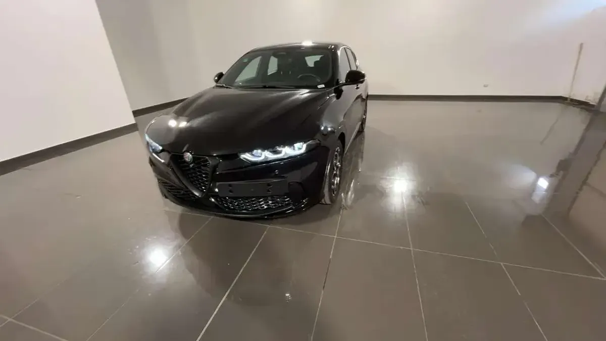 Usata Alfa Romeo Tonale Sprint 131 CV (96 kW) 2024 Nero metallizzato SUV