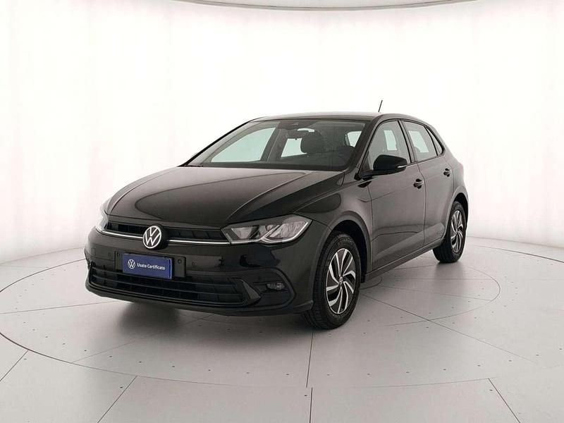 Deep black perlato Usata 2023 VW Polo Life Tre volumi | 18.400 € (Buon prezzo) - Immagine 1/4