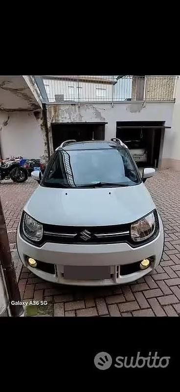 Usado Suzuki Ignis Cool 90 CV (66 kW) 2017 Blanco SUV