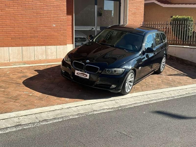 Usata BMW 320 190 CV (139 kW) 2009 Nero Station wagon