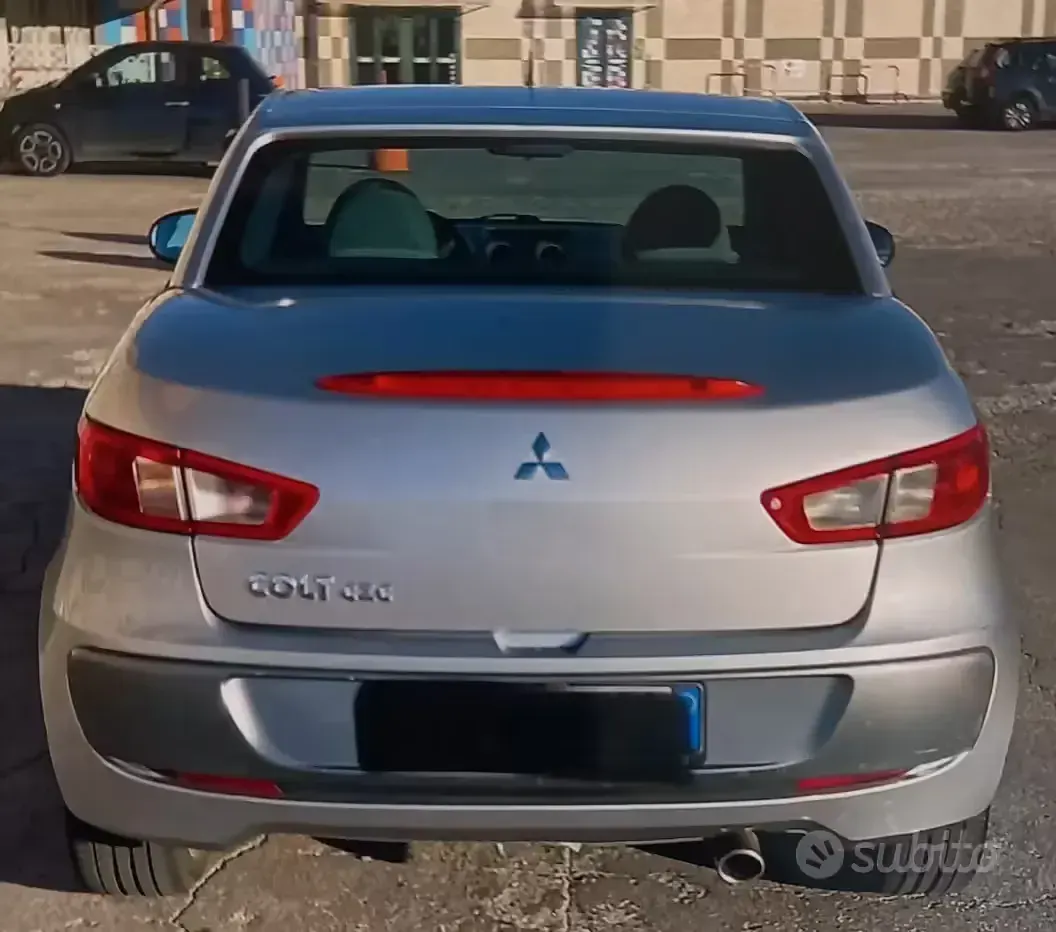 Usata Mitsubishi Colt 109 CV (80 kW) 2008 Grigio Cabrio