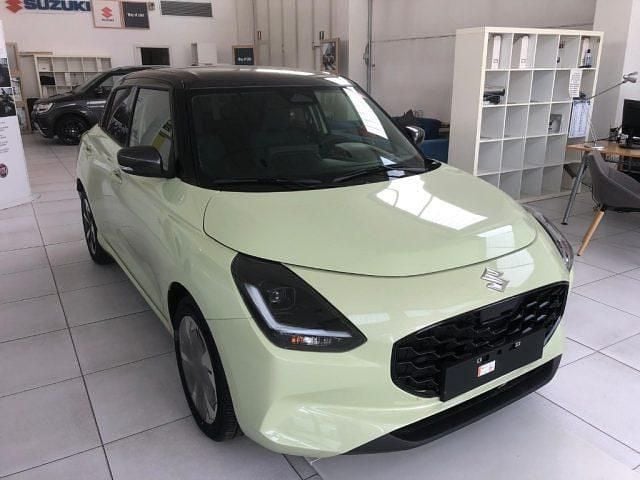 Nuova Suzuki Swift 83 CV (61 kW) 2025 Grigio Utilitaria