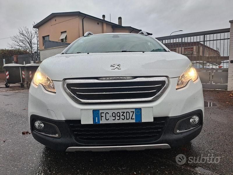 Usata Peugeot 2008 S 110 CV (80 kW) 2016 Bianco SUV
