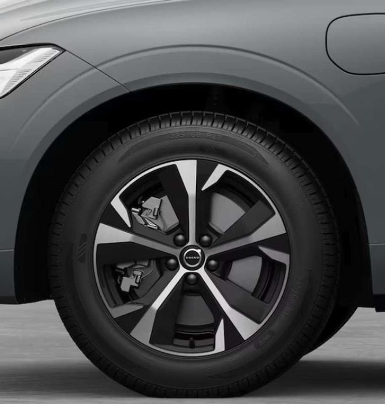 Nuova Volvo XC60 Core 349 CV (256 kW) 2025 Grigio SUV