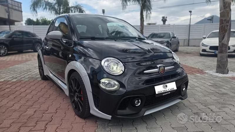 Usata Abarth 695 180 CV (132 kW) 2020 Nero Utilitaria