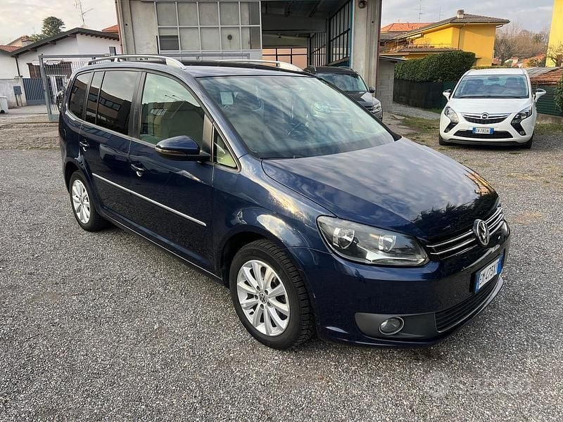 Usata VW Touran Highline 140 CV (102 kW) 2012 Blu Monovolume
