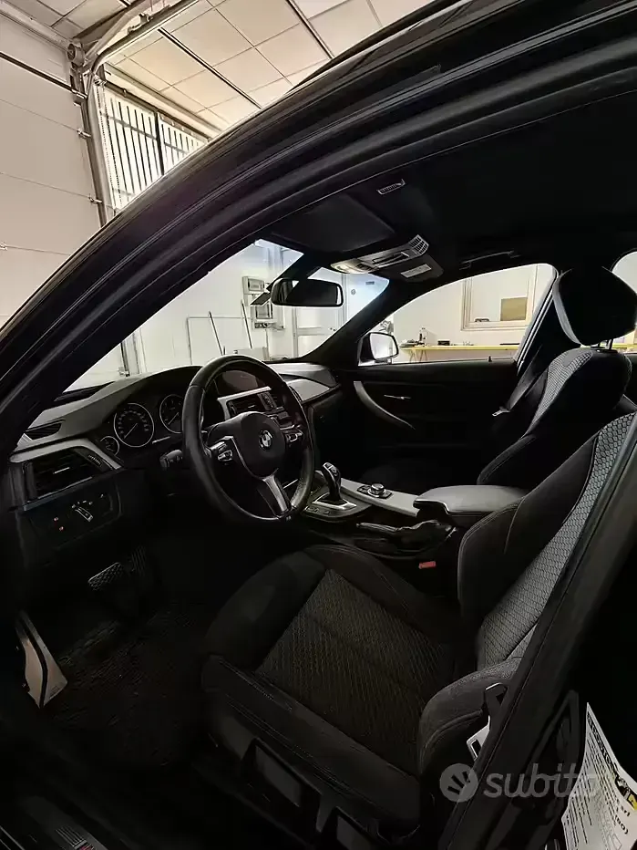 Begagnad BMW 330 M Sport 258 HK (189 kW) 2015 Blå Sedan