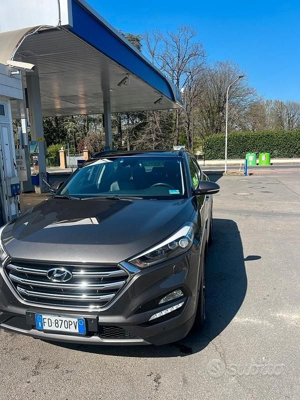 Usata Hyundai Tucson 136 CV (100 kW) 2016 Grigio SUV