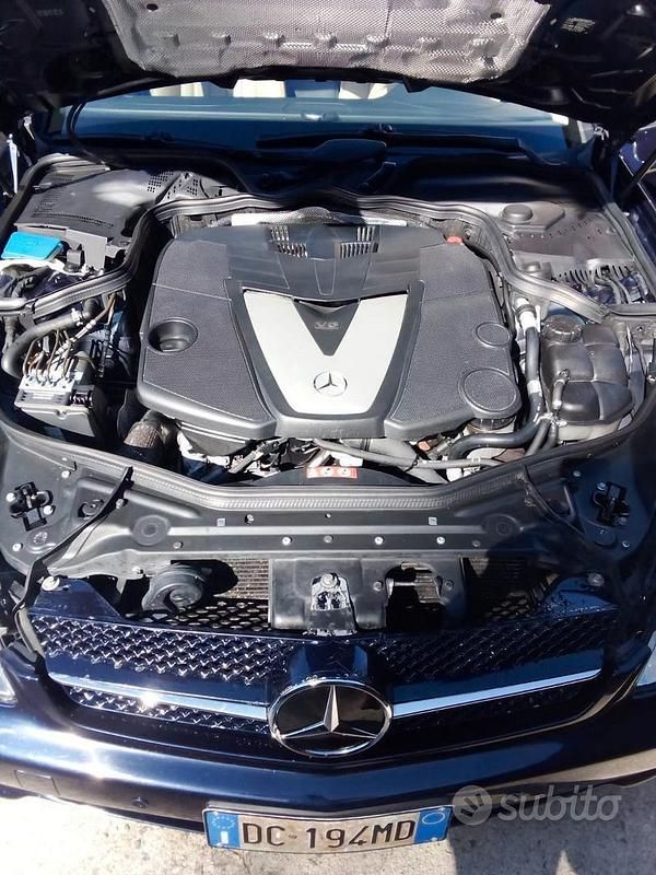 Usata Mercedes 250 224 CV (164 kW) 2006 Blu Berlina