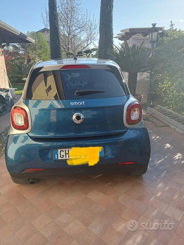 Usata Smart ForFour 61 CV (44 kW) 2015 Blu Utilitaria