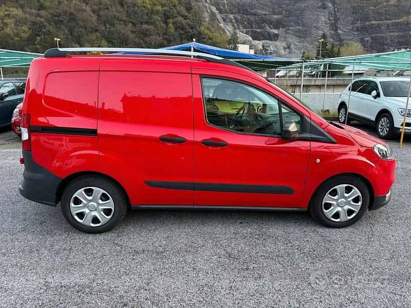 Usata Ford Transit Trend 75 CV (55 kW) 2020 Rosso Furgone