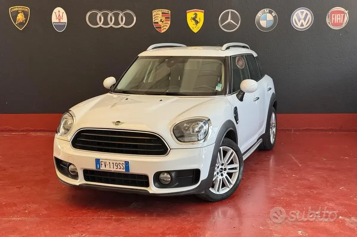 Usata Mini Cooper D Countryman Hype 150 CV (110 kW) 2019 Bianco SUV