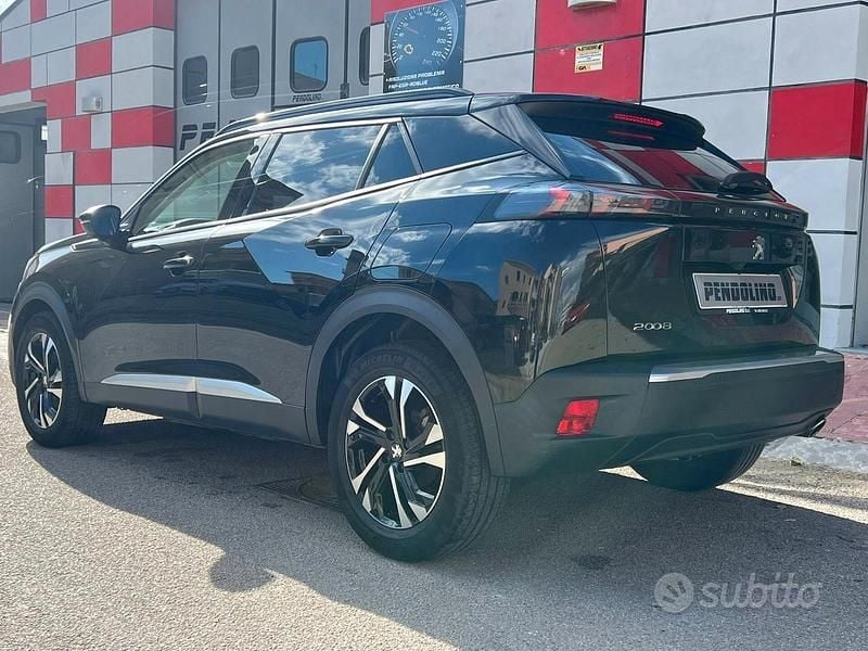 Usata Peugeot 2008 Allure 110 CV (80 kW) 2021 Nero SUV