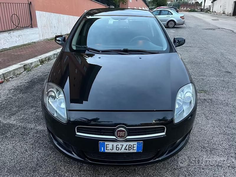 Usata Fiat Bravo 119 CV (87 kW) 2011 Nero Utilitaria