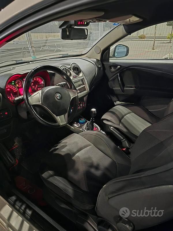 Usata Alfa Romeo MiTo 78 CV (57 kW) 2010 Bianco Utilitaria