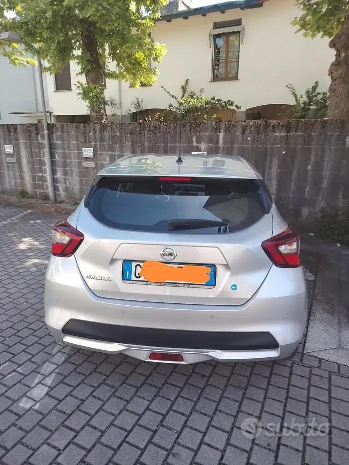 Usata Nissan Micra 92 CV (67 kW) 2021 Grigio Utilitaria