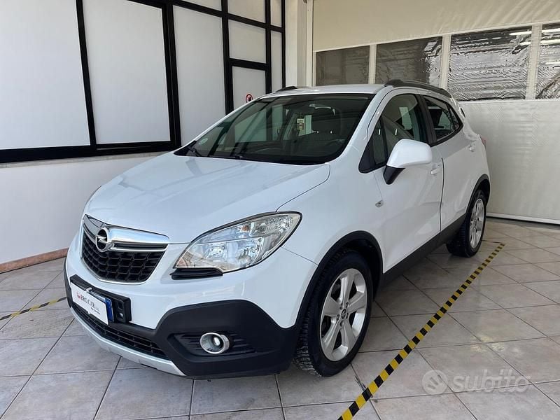 Usata Opel Mokka 131 CV (96 kW) 2013 Bianco SUV