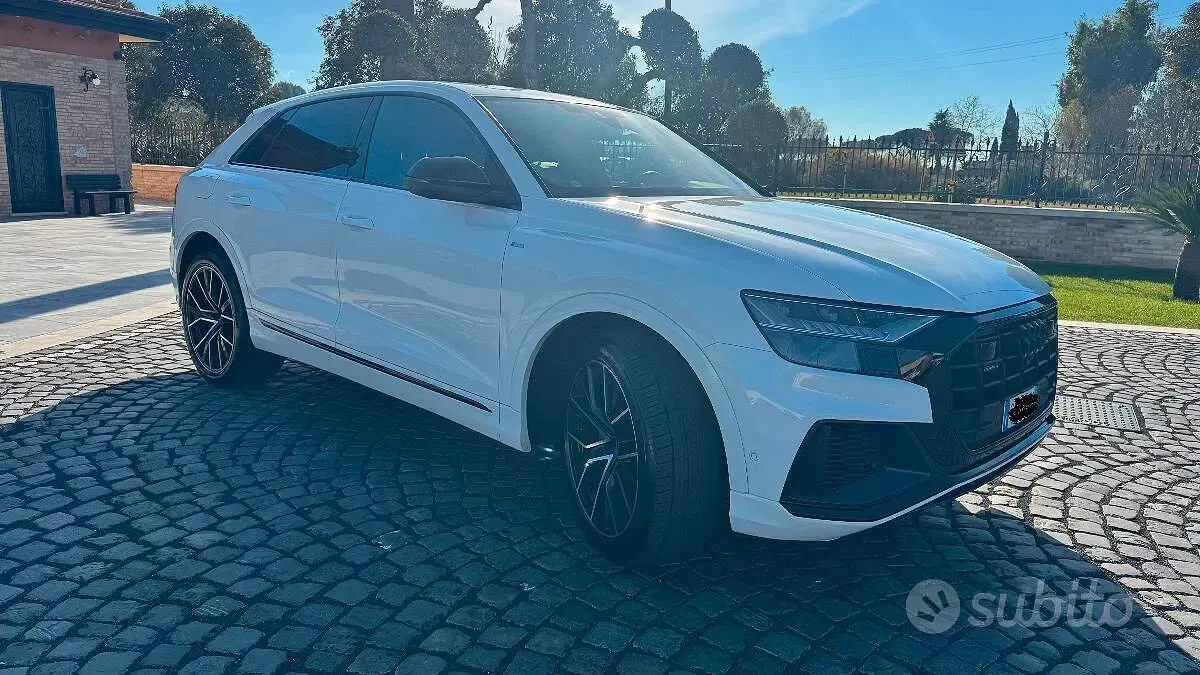 Usata Audi Q8 Sport 340 CV (250 kW) 2022 Bianco SUV