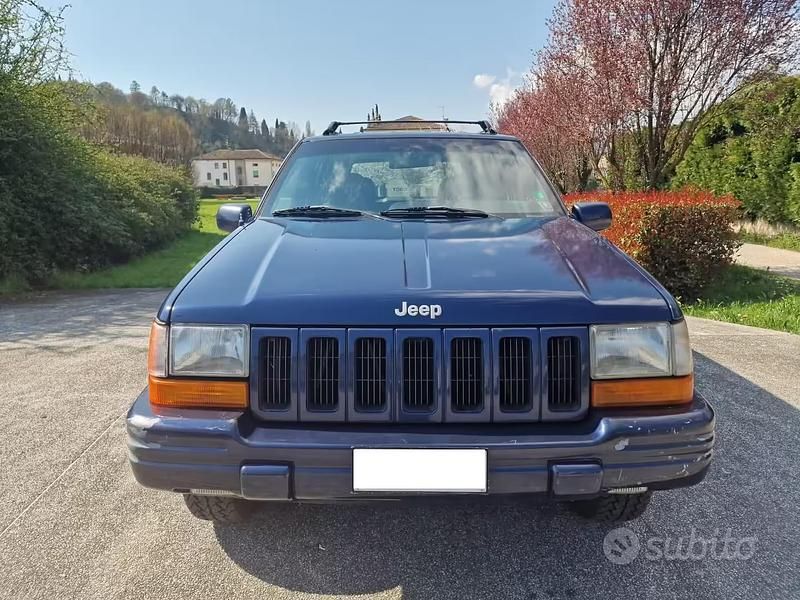 Usata Jeep Grand Cherokee 116 CV (85 kW) 1997 Blu SUV