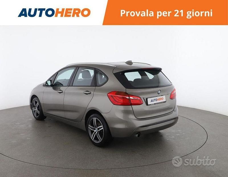 Usata BMW 218 Sport Line 136 CV (100 kW) 2015 Grigio Monovolume