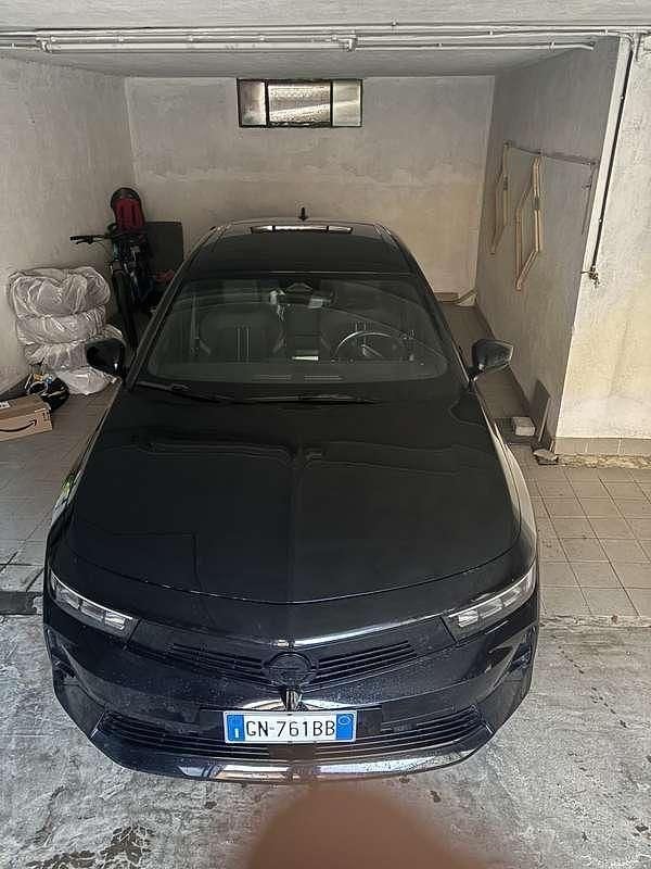 Usata Opel Astra GS Line 131 CV (96 kW) 2023 Berlina