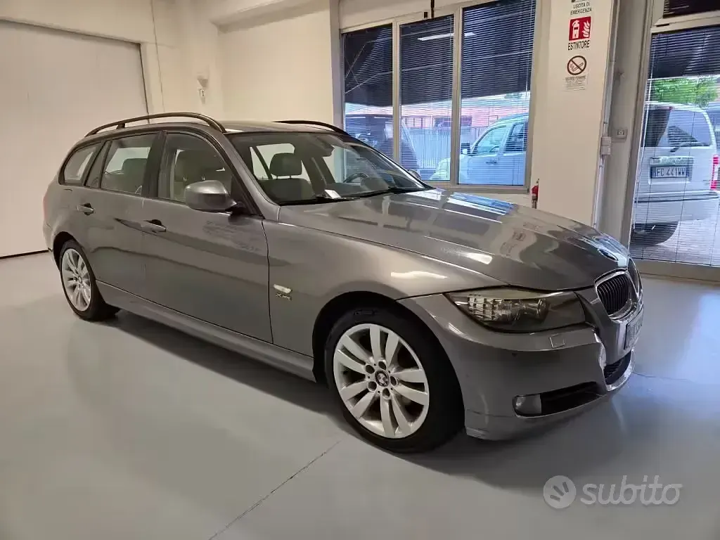 Usata BMW 320 177 CV (130 kW) 2009 Grigio Berlina