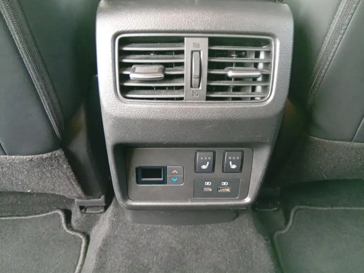 Usata Nissan X-Trail Tekna 213 CV (156 kW) 2022 Nero SUV
