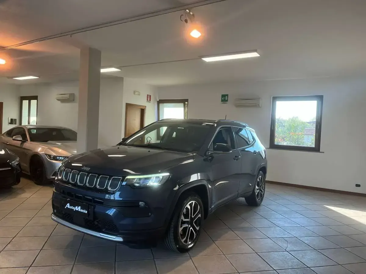 Usata Jeep Compass Limited 131 CV (96 kW) 2021 Blu shade SUV