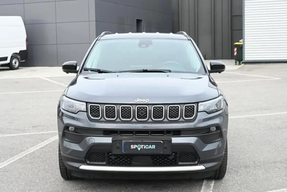 Usata Jeep Compass Limited 131 CV (96 kW) 2022 Grigio SUV