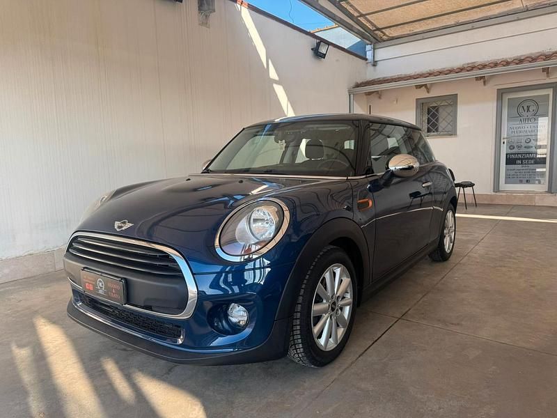 Usata Mini Cooper 89 CV (65 kW) 2014 Blu Utilitaria