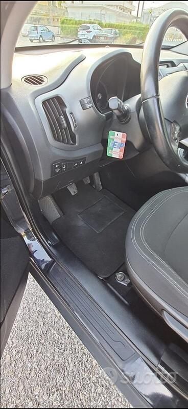 Usata Kia Sportage 141 CV (103 kW) 2012 Nero SUV