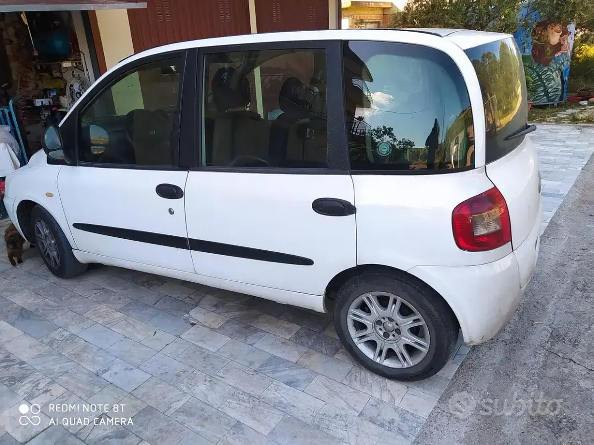 Usata Fiat Multipla 116 CV (85 kW) 2006 Bianco Monovolume