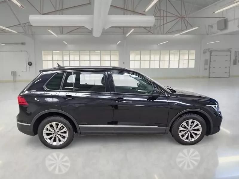 Usata VW Tiguan Life 150 CV (110 kW) 2021 Nero SUV