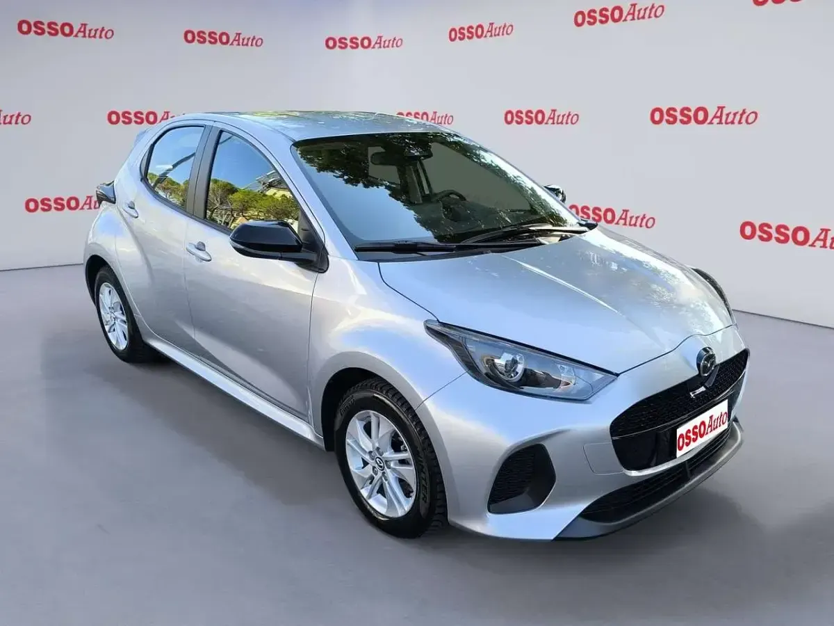 Usata Mazda 2 Center-Line 116 CV (85 kW) 2025 Argento Utilitaria