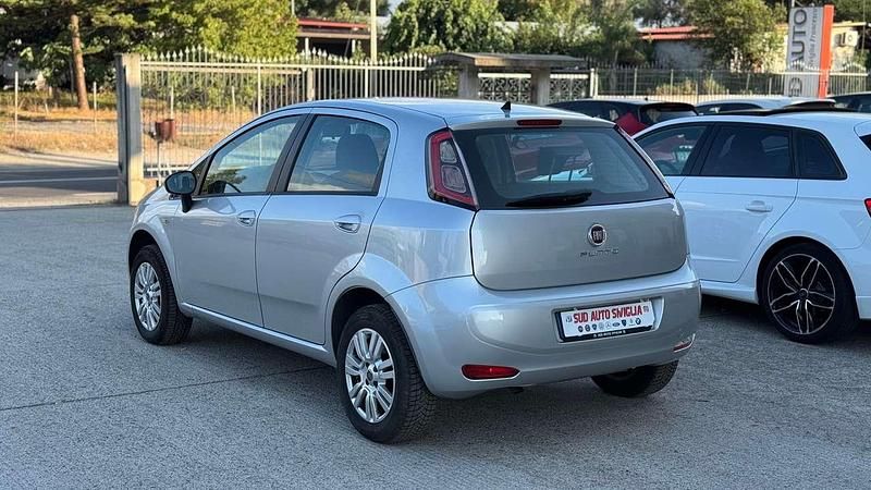 Usata Fiat Punto Easy 69 CV (50 kW) 2012 Argento Utilitaria