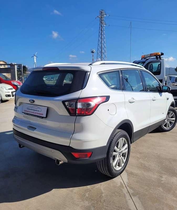Usata Ford Kuga Titanium 163 CV (119 kW) 2019 SUV