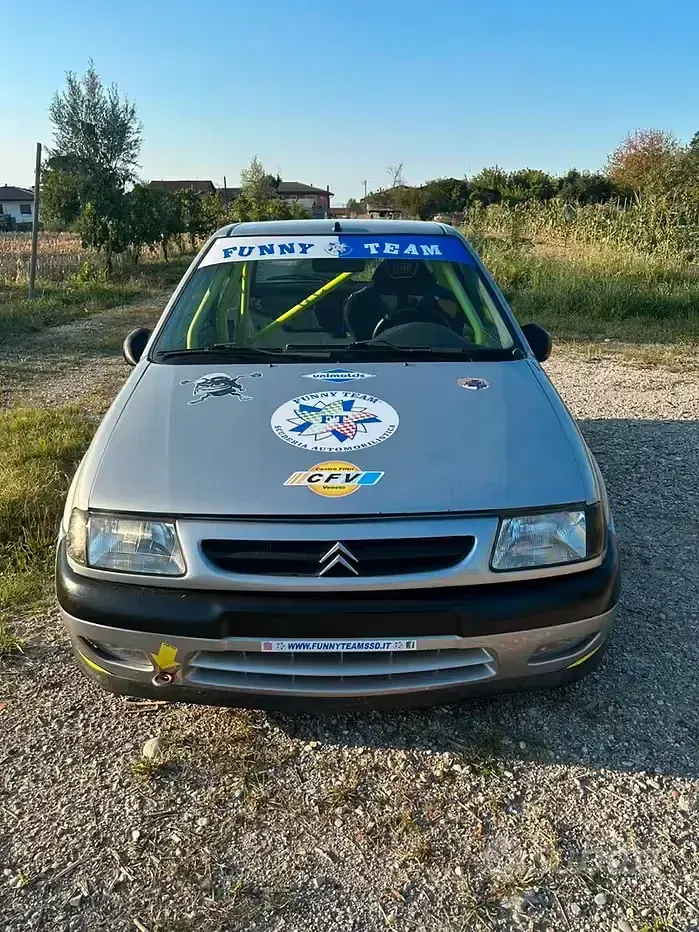 Usata Citroën Saxo 118 CV (86 kW) 1998 Utilitaria