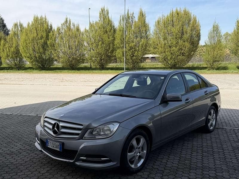 Usata Mercedes C180 120 CV (88 kW) 2013 Other Berlina