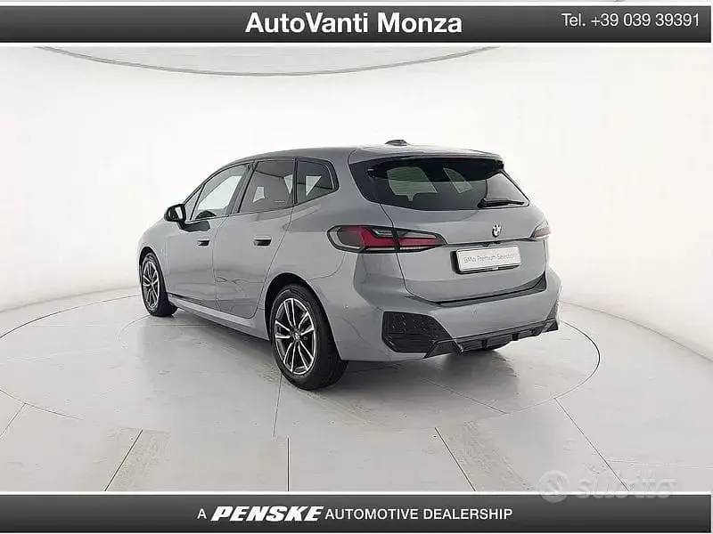 Usata BMW 218 Active Tourer Comfort Edition 150 CV (110 kW) 2024 Grigio Monovolume
