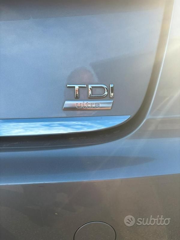 Usata Audi A6 190 CV (139 kW) 2015 Grigio Station wagon