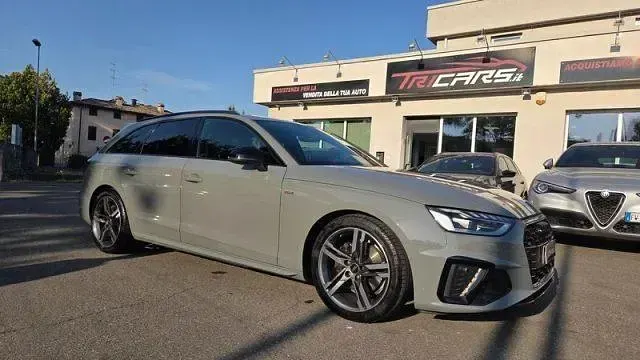 Usata Audi A4 S-Line 163 CV (119 kW) 2022 Grigio Station wagon