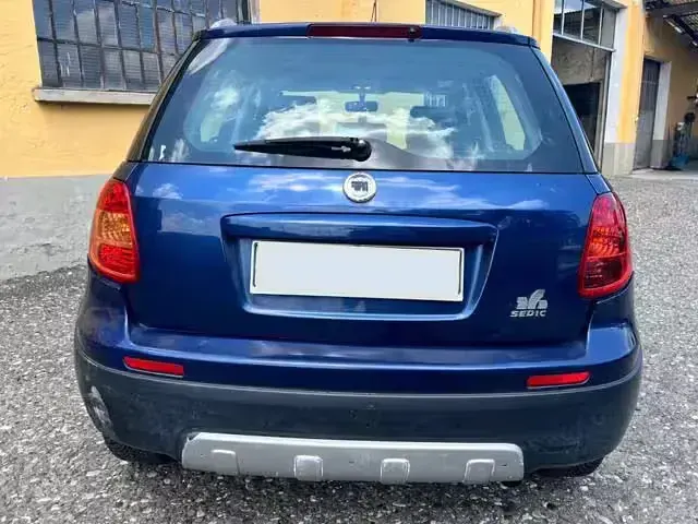 Usata Fiat Sedici Dynamic 119 CV (87 kW) 2007 Blu SUV