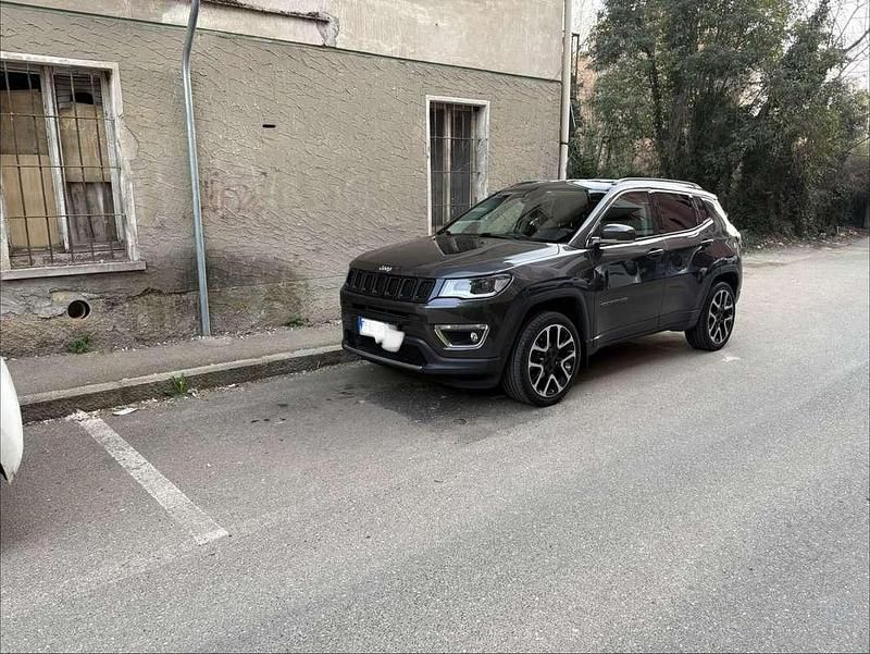 Usata Jeep Compass Limited 140 CV (102 kW) 2018 SUV