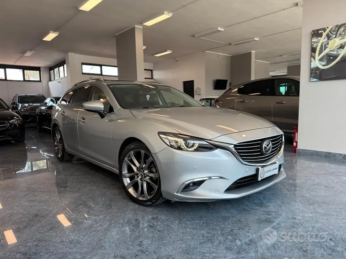 Usata Mazda 6 Exceed 175 CV (128 kW) 2016 Grigio Station wagon