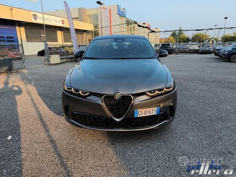 Usata Alfa Romeo Tonale Ti 131 CV (96 kW) 2024 Grigio SUV