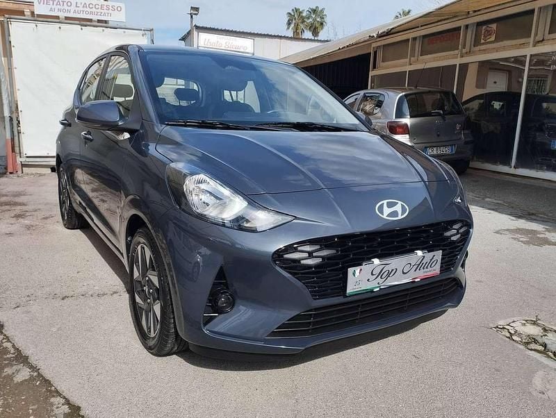 Usata Hyundai i10 Prime 63 CV (46 kW) 2024 Grigio Utilitaria