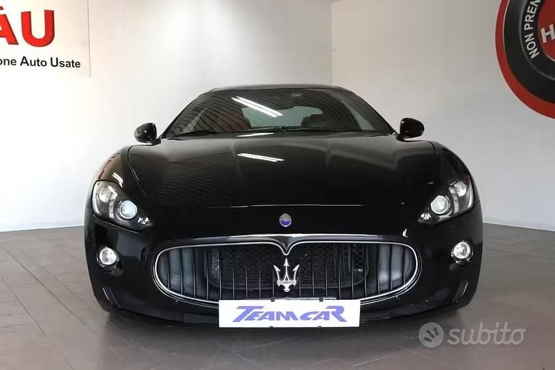 Usata Maserati Granturismo 440 CV (323 kW) 2011 Nero metallizzato Coupé